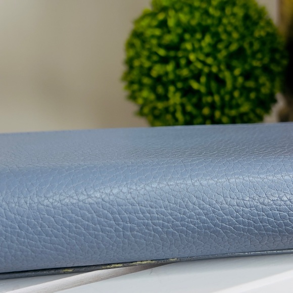 100% authentic Celine blue leather wallet - Picture 9 of 16